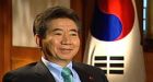 Former South Korean leader Roh leaps to his death