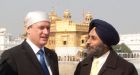 Prime Minister wraps up Indian visit with chaotic tour of Golden Temple