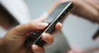 U.S. lawmakers crack down on prepaid cellphones