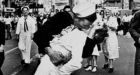 WWII nurse in kissing photo dies