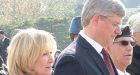 Harper honours Canadian vets in Seoul