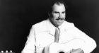 Yodelling country singer Slim Whitman dies at 90